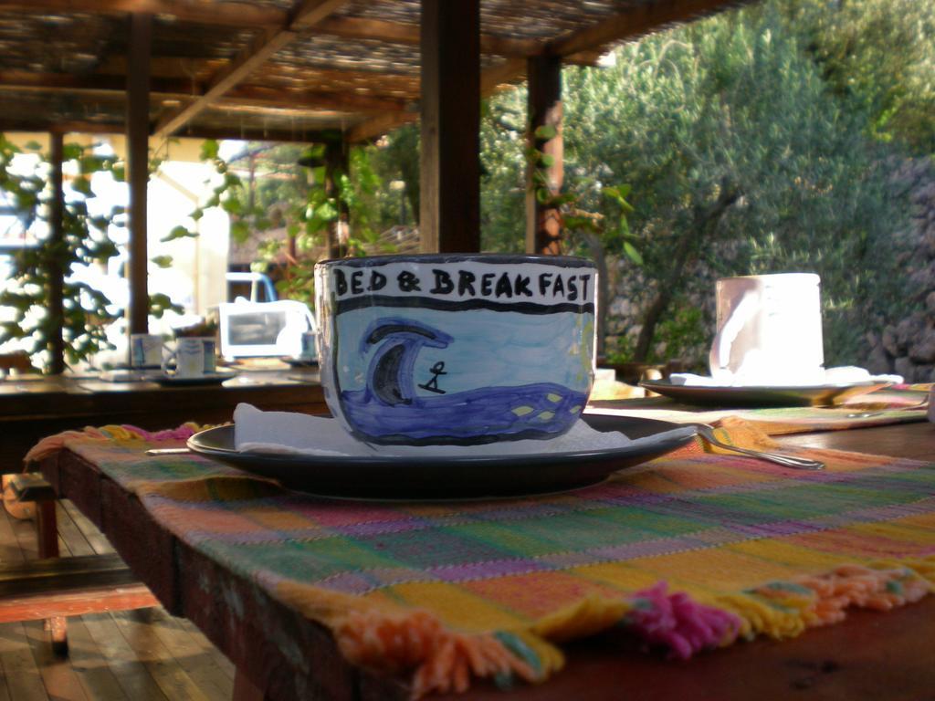 Buenavistasurfmed Bed & Breakfast Itri Exterior photo