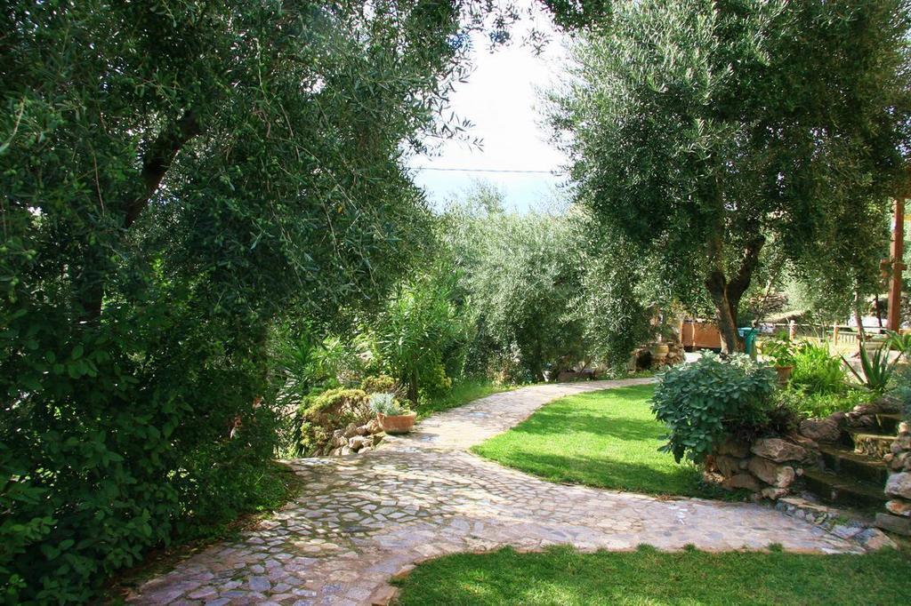Buenavistasurfmed Bed & Breakfast Itri Exterior photo